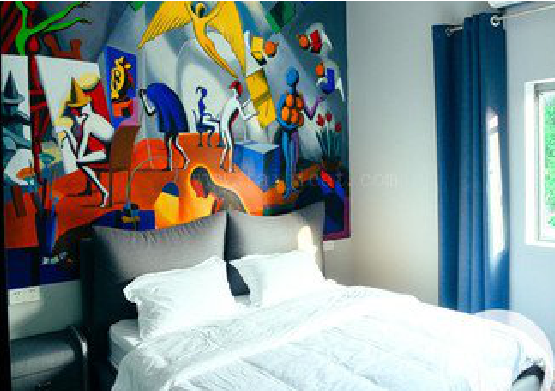 神木对于酒店的墙体彩绘而言更注重哪些方面？